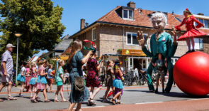 Circus, Capoeira en nog meer creativiteit tijdens Zomerparade